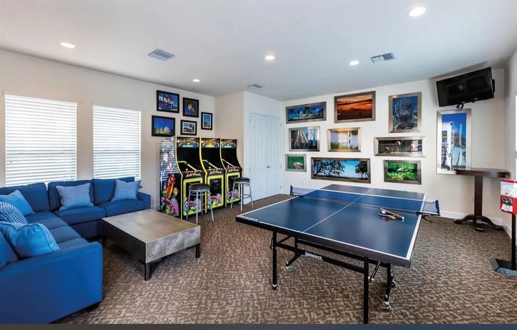 待售: $380,000 (3 贝兹, 3 浴室, 1852 平方英尺)