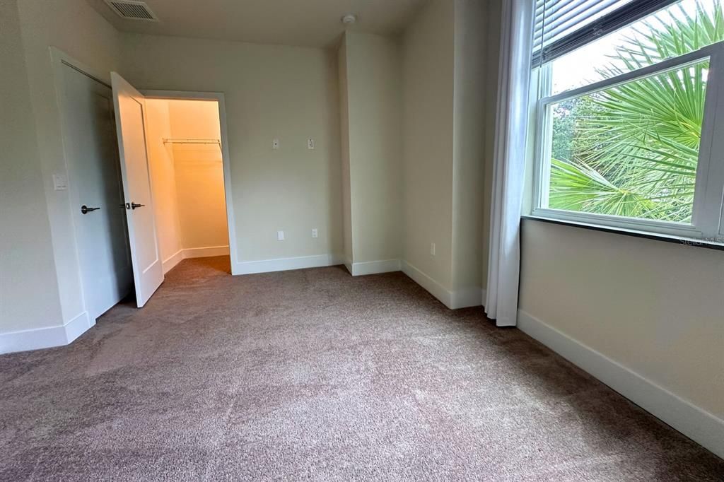 待售: $380,000 (3 贝兹, 3 浴室, 1852 平方英尺)