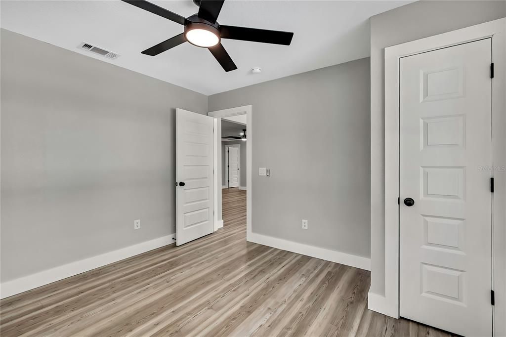 For Sale: $350,000 (3 beds, 2 baths, 1444 Square Feet)