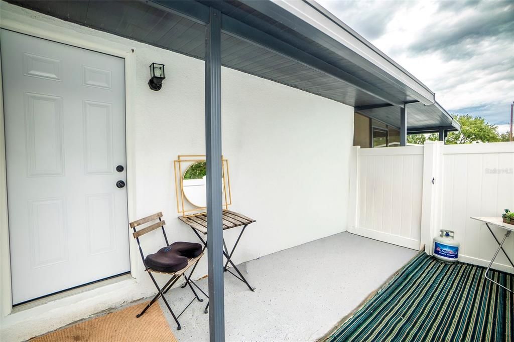 For Sale: $550,000 (3 beds, 2 baths, 1348 Square Feet)