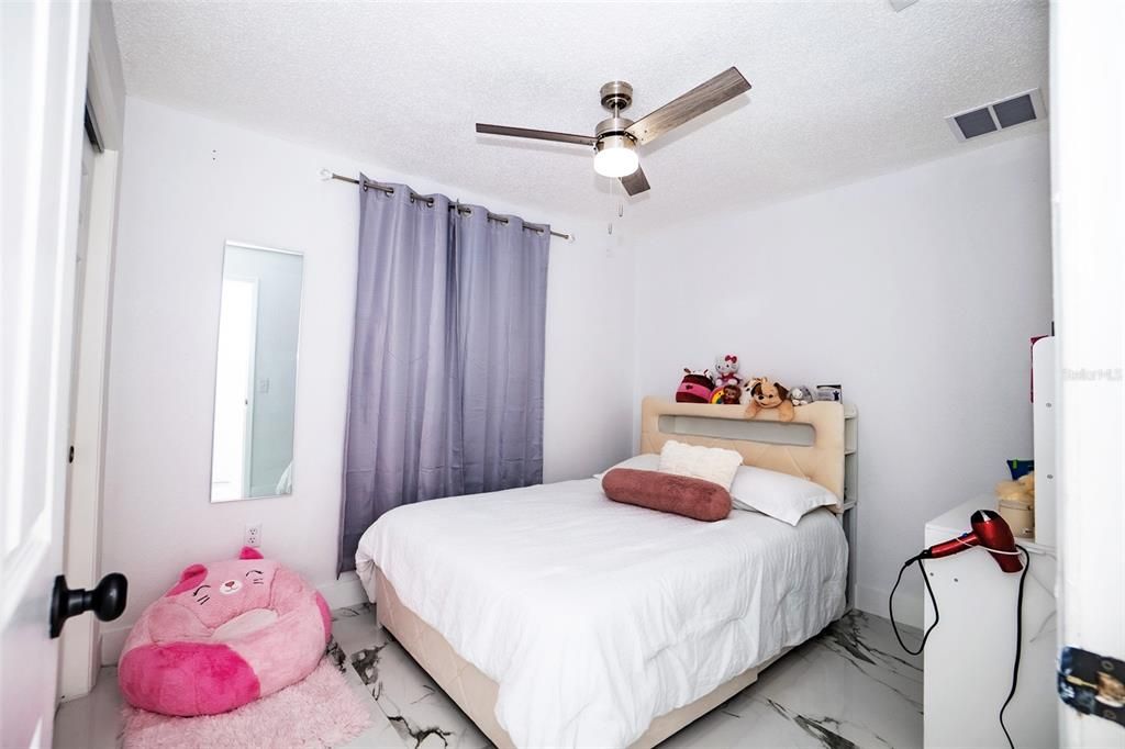 For Sale: $550,000 (3 beds, 2 baths, 1348 Square Feet)