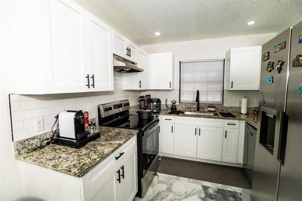 For Sale: $550,000 (3 beds, 2 baths, 1348 Square Feet)