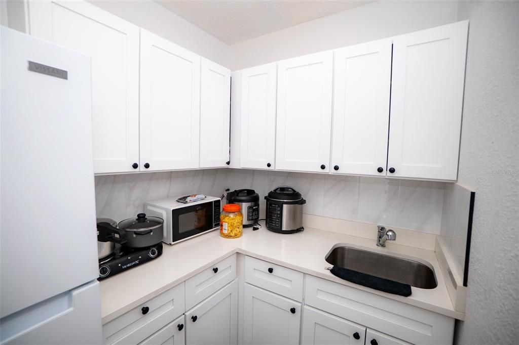 For Sale: $550,000 (3 beds, 2 baths, 1348 Square Feet)