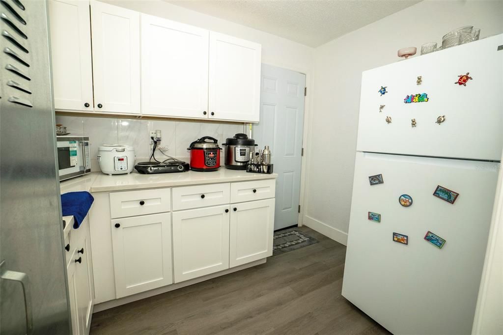 For Sale: $550,000 (3 beds, 2 baths, 1348 Square Feet)