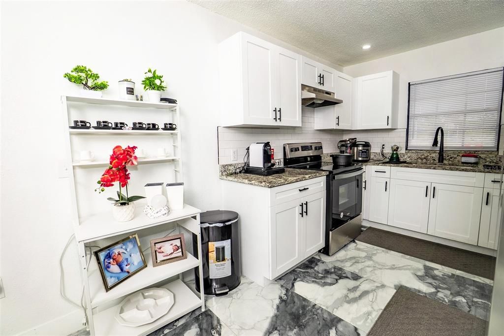 For Sale: $550,000 (3 beds, 2 baths, 1348 Square Feet)