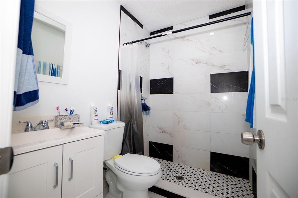 For Sale: $550,000 (3 beds, 2 baths, 1348 Square Feet)