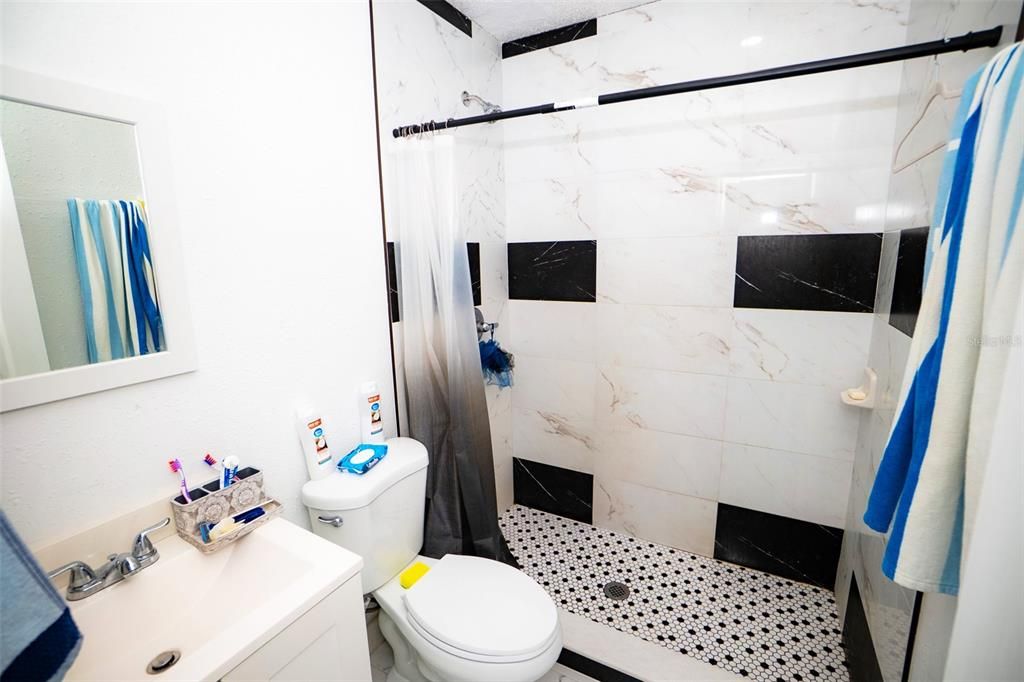 For Sale: $550,000 (3 beds, 2 baths, 1348 Square Feet)