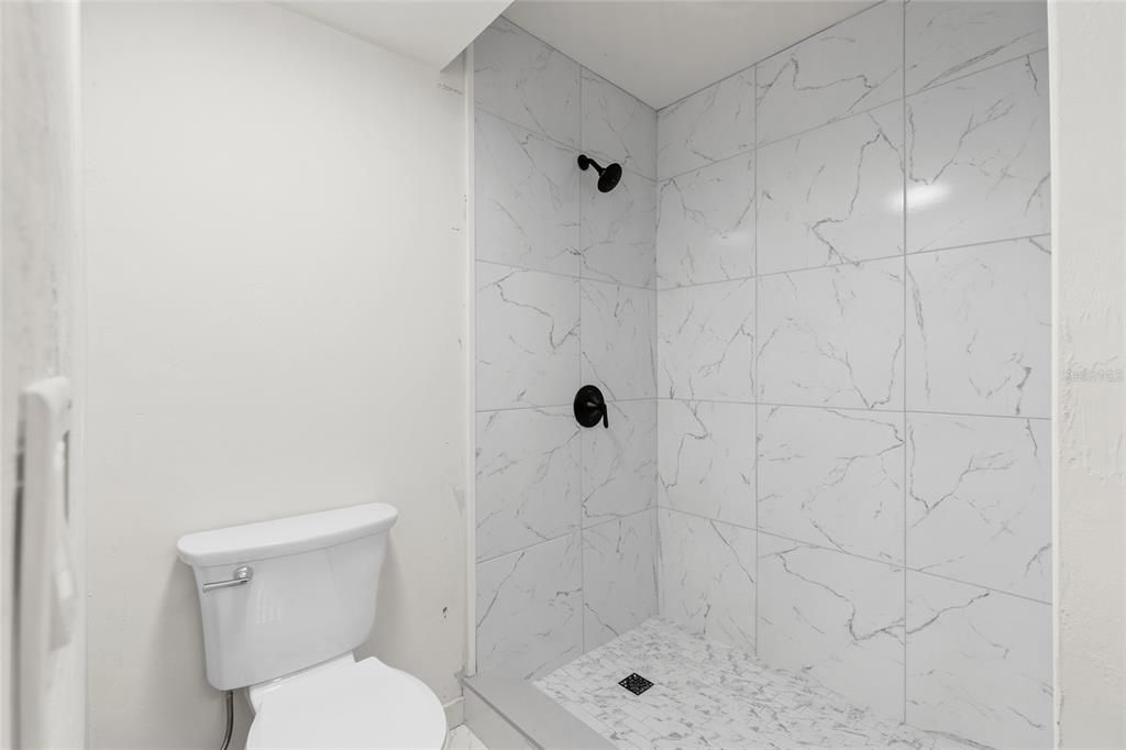 For Sale: $189,900 (3 beds, 2 baths, 1266 Square Feet)