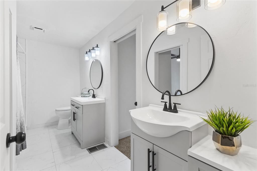 For Sale: $189,900 (3 beds, 2 baths, 1266 Square Feet)