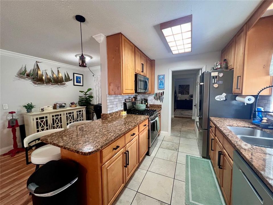 For Sale: $357,000 (4 beds, 3 baths, 1605 Square Feet)