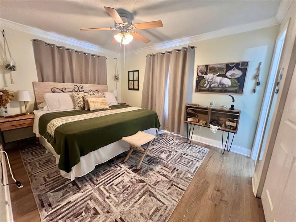 For Sale: $357,000 (4 beds, 3 baths, 1605 Square Feet)