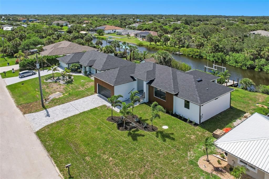 待售: $650,000 (3 贝兹, 2 浴室, 1682 平方英尺)