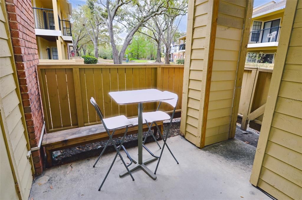 Active With Contract: $2,000 (2 beds, 2 baths, 1007 Square Feet)