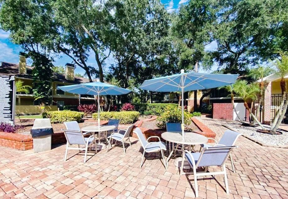 Active With Contract: $2,000 (2 beds, 2 baths, 1007 Square Feet)