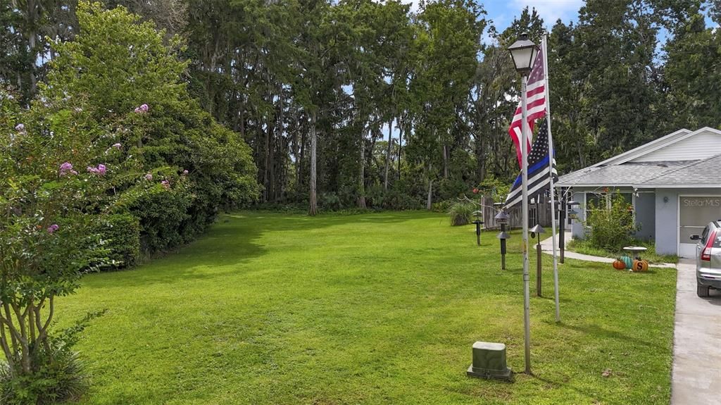 На продажу: $45,000 (0.17 acres)