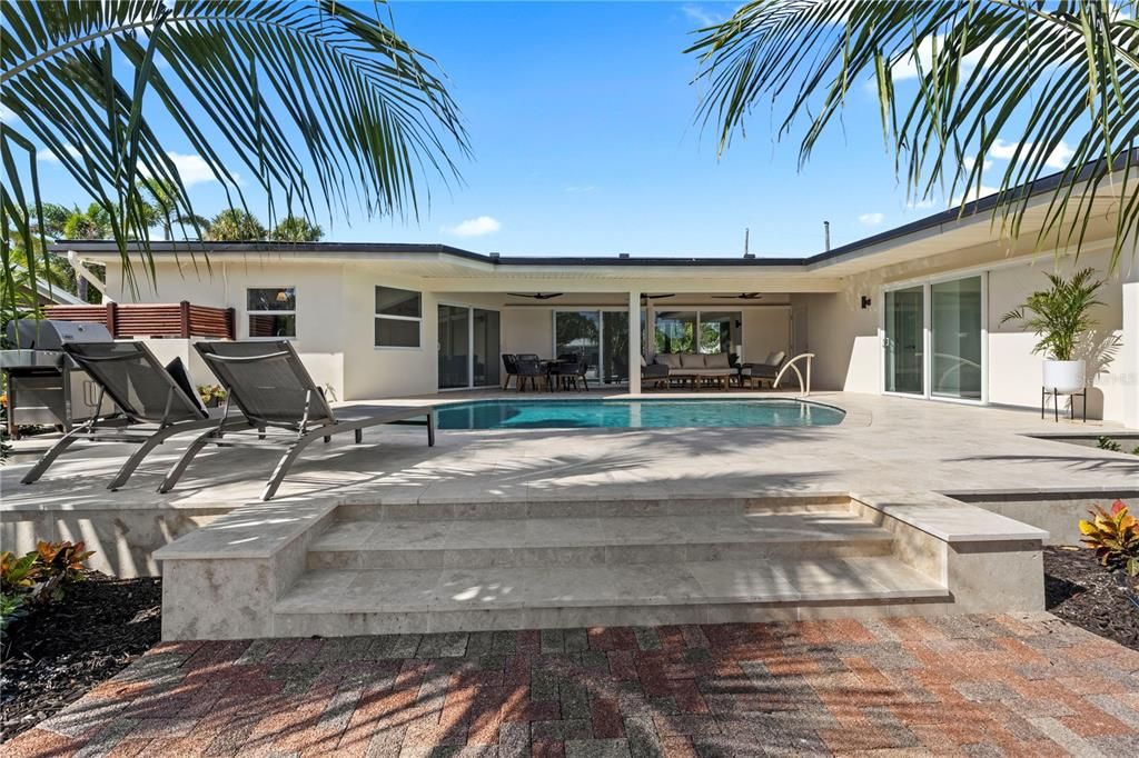 待售: $2,395,000 (3 贝兹, 2 浴室, 1799 平方英尺)