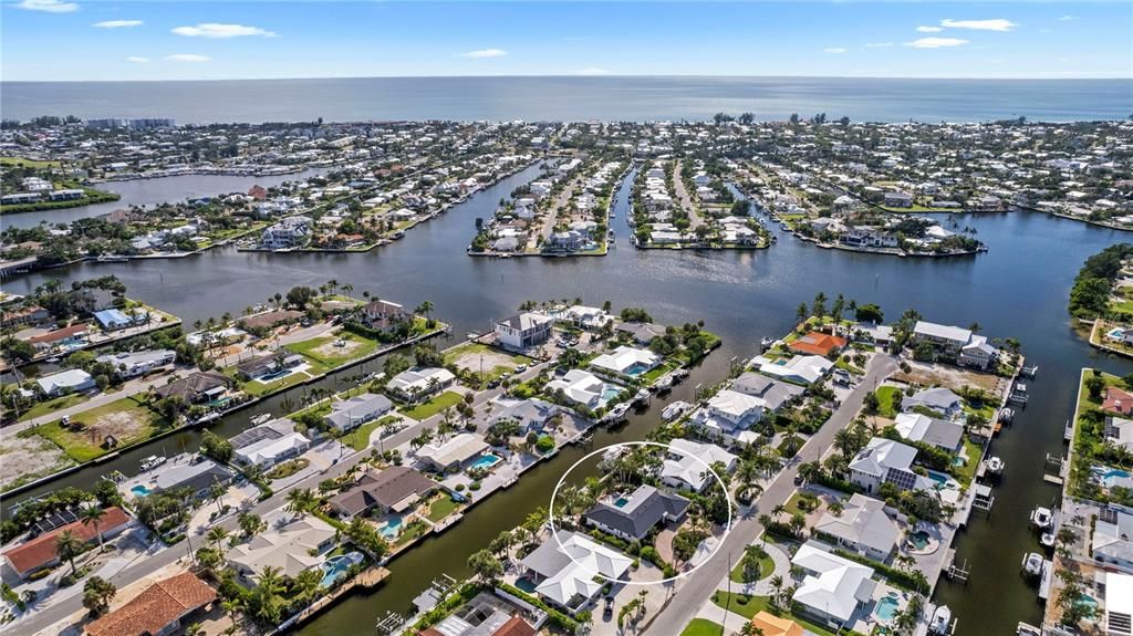 待售: $2,395,000 (3 贝兹, 2 浴室, 1799 平方英尺)