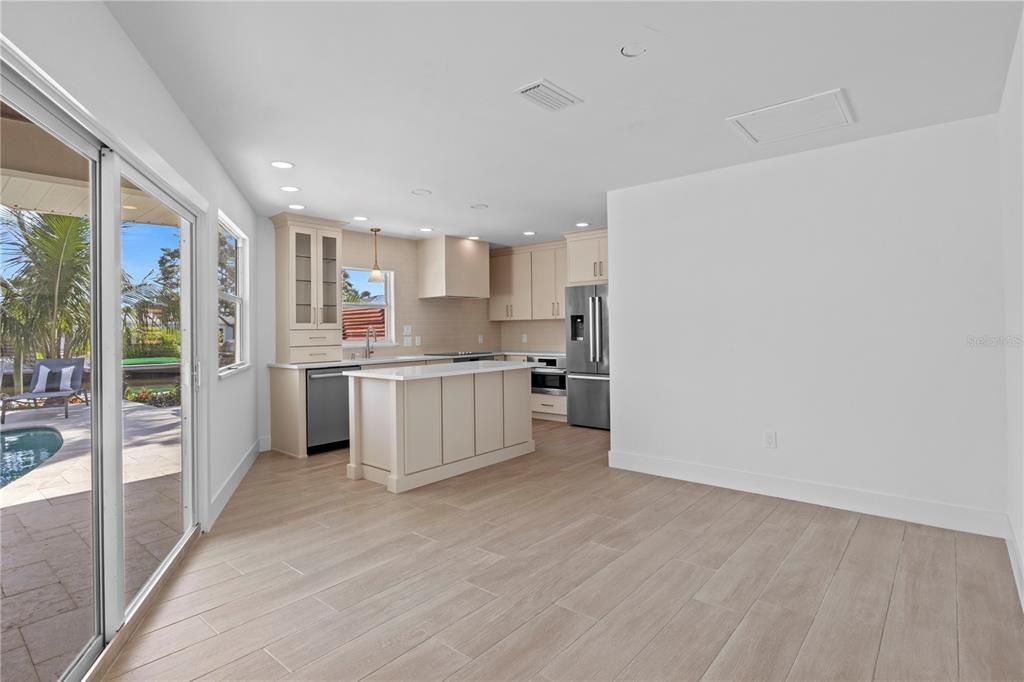 待售: $2,395,000 (3 贝兹, 2 浴室, 1799 平方英尺)