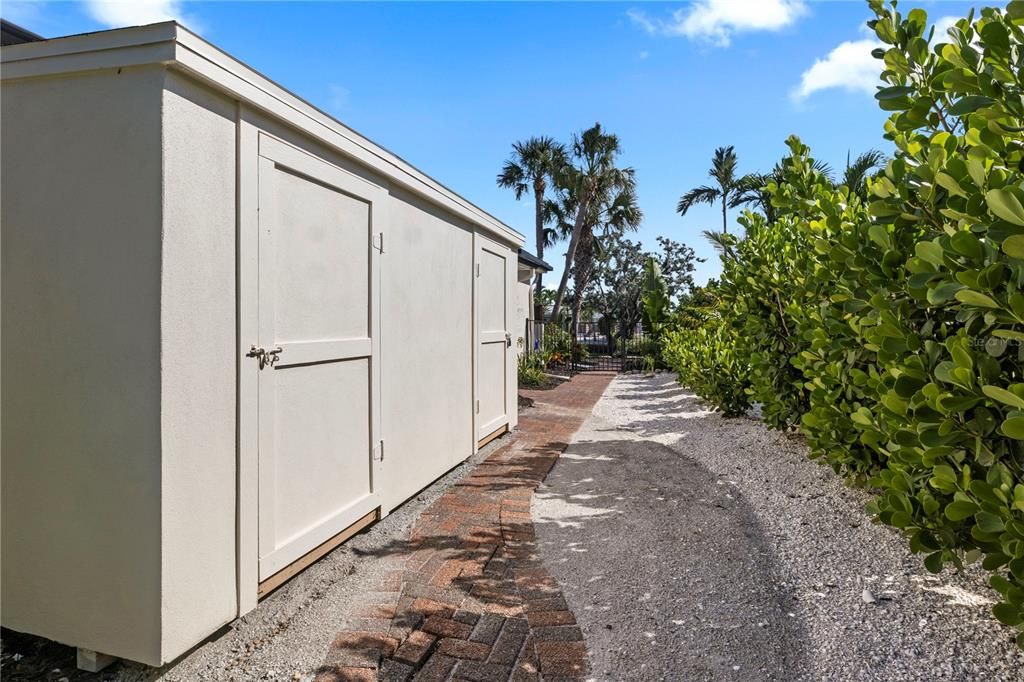 待售: $2,395,000 (3 贝兹, 2 浴室, 1799 平方英尺)