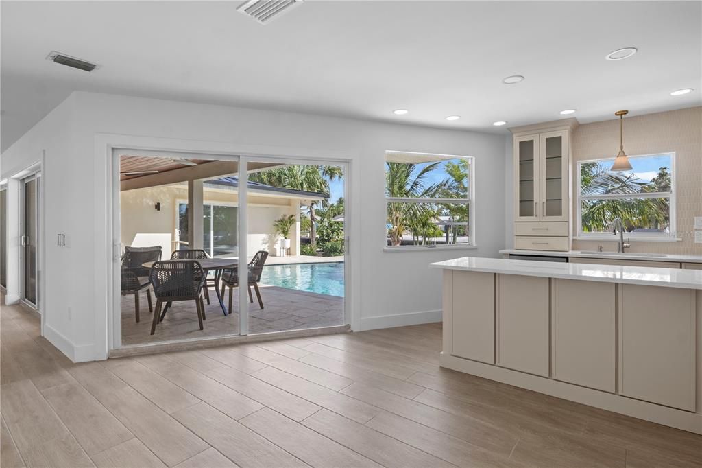 待售: $2,395,000 (3 贝兹, 2 浴室, 1799 平方英尺)