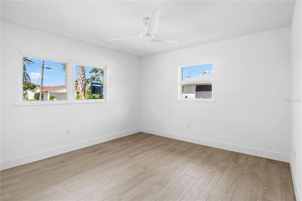 待售: $2,395,000 (3 贝兹, 2 浴室, 1799 平方英尺)