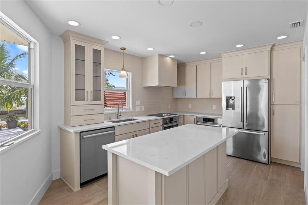 待售: $2,395,000 (3 贝兹, 2 浴室, 1799 平方英尺)