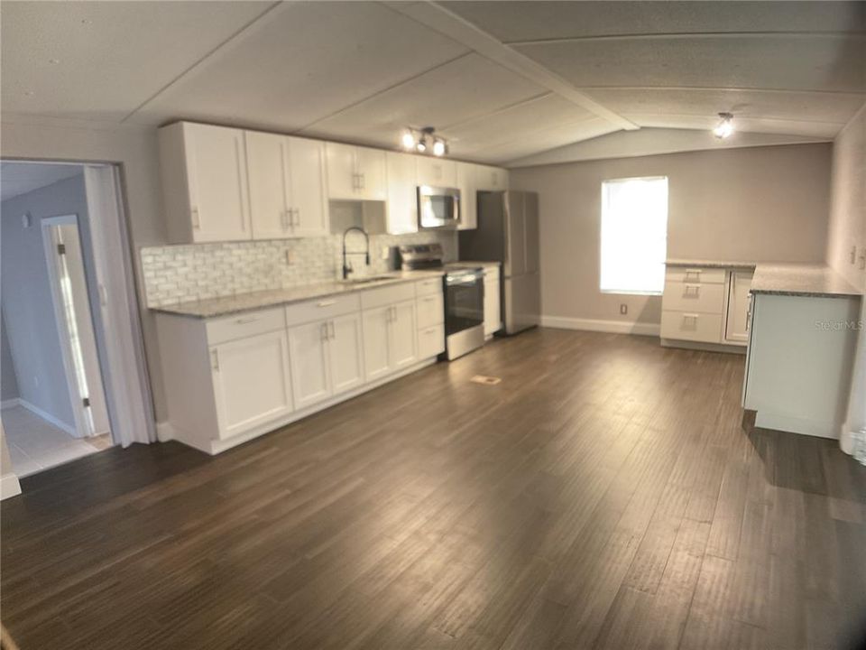 En Venta: $229,900 (3 camas, 2 baños, 1622 Pies cuadrados)