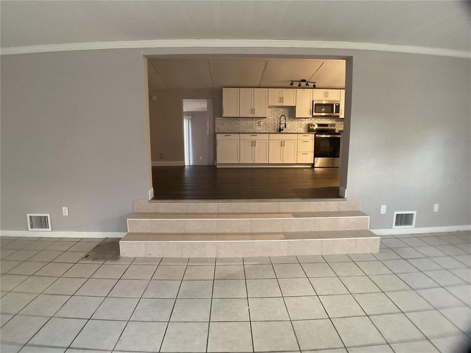 En Venta: $229,900 (3 camas, 2 baños, 1622 Pies cuadrados)