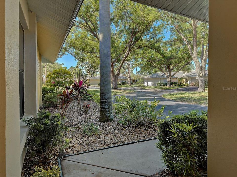 For Sale: $240,000 (2 beds, 2 baths, 1218 Square Feet)