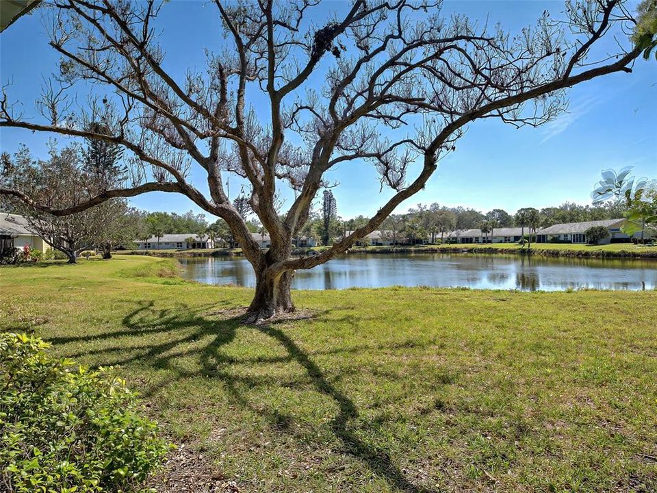 For Sale: $240,000 (2 beds, 2 baths, 1218 Square Feet)