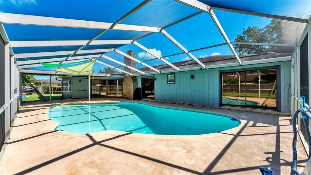 Active With Contract: $450,000 (4 beds, 2 baths, 2505 Square Feet)