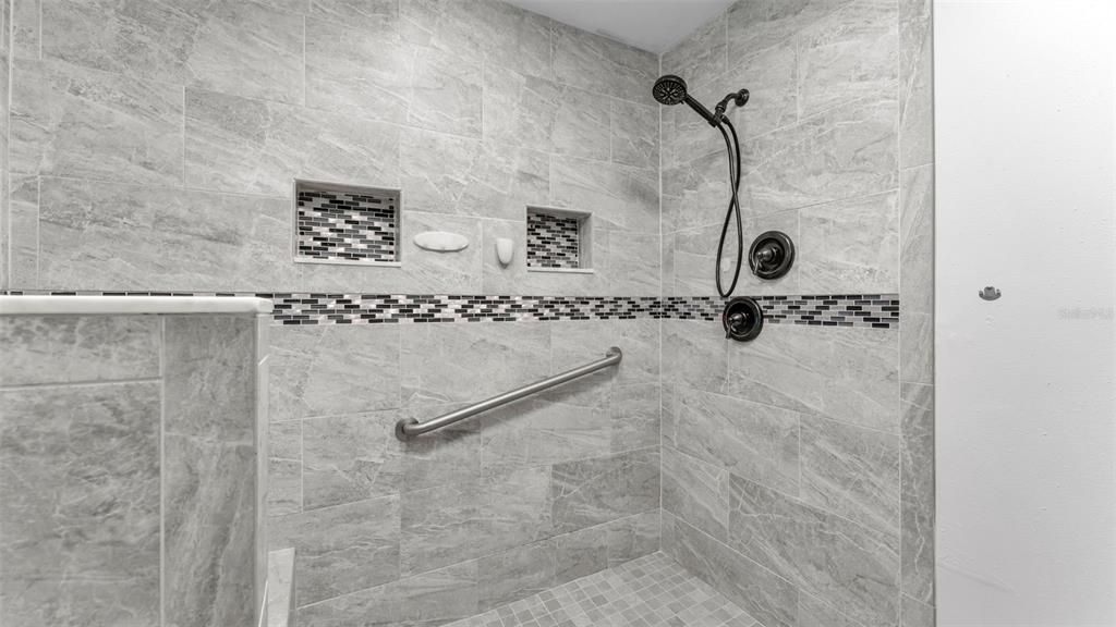 Active With Contract: $450,000 (4 beds, 2 baths, 2505 Square Feet)