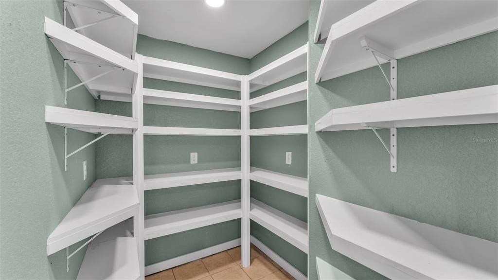 Active With Contract: $450,000 (4 beds, 2 baths, 2505 Square Feet)