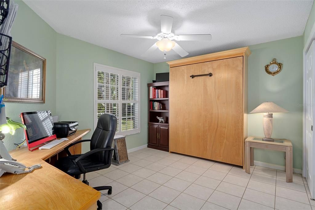 Active With Contract: $299,500 (2 beds, 2 baths, 1378 Square Feet)