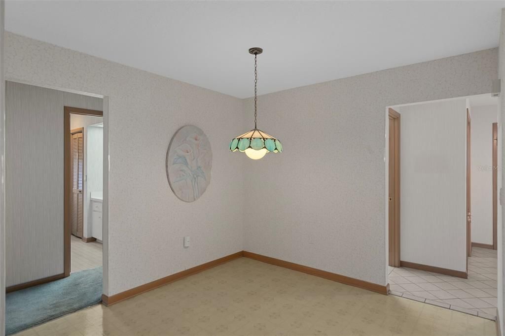 En Venta: $265,000 (3 camas, 2 baños, 2102 Pies cuadrados)