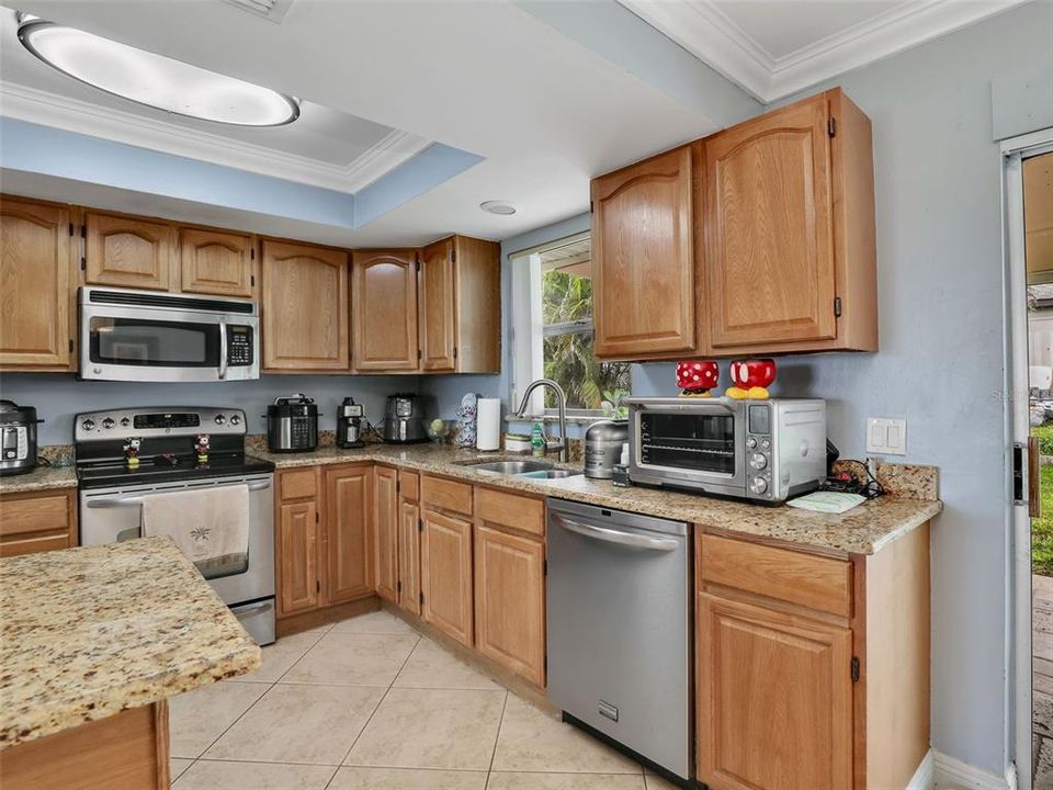 待售: $280,000 (3 贝兹, 2 浴室, 1404 平方英尺)