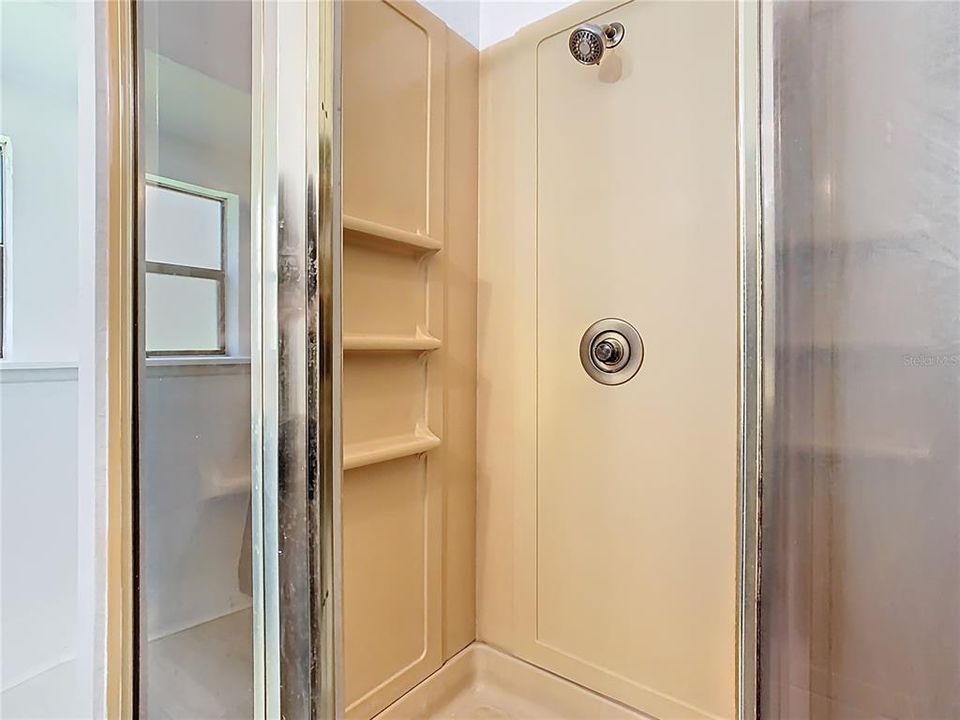 待售: $370,000 (3 贝兹, 2 浴室, 1605 平方英尺)