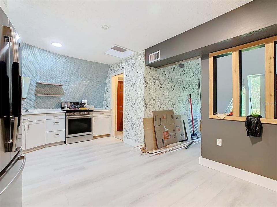 待售: $370,000 (3 贝兹, 2 浴室, 1605 平方英尺)