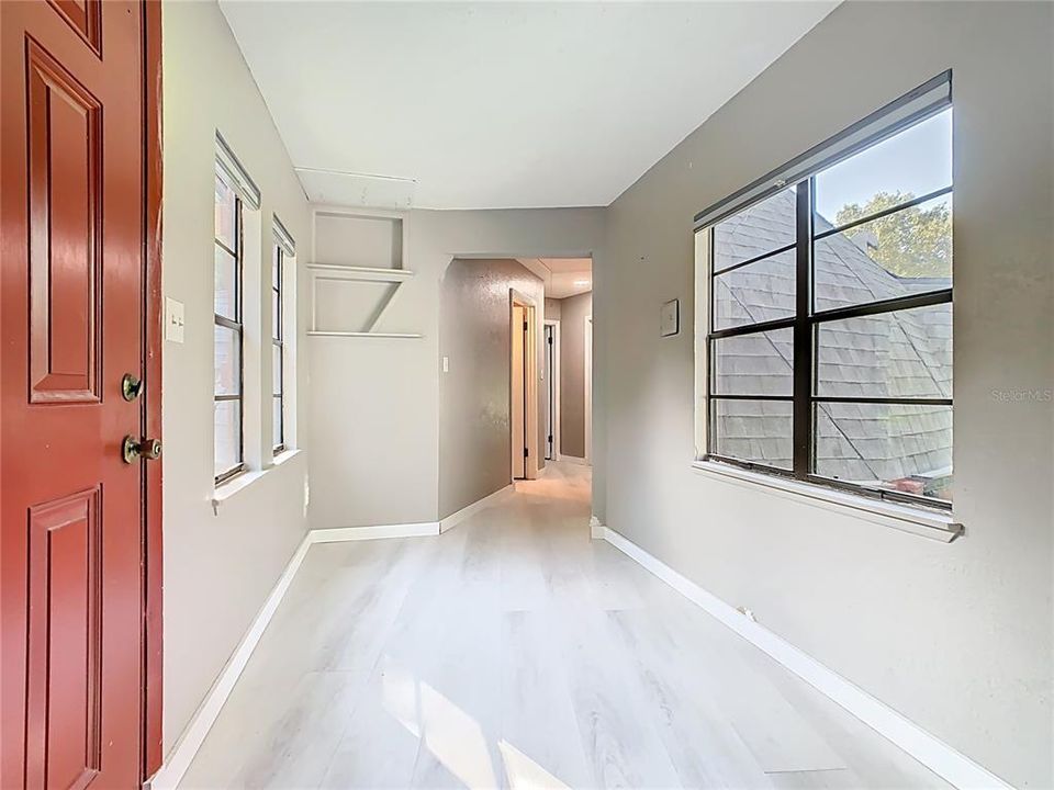 待售: $370,000 (3 贝兹, 2 浴室, 1605 平方英尺)