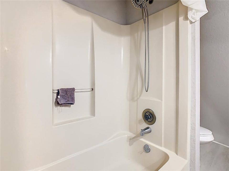 待售: $370,000 (3 贝兹, 2 浴室, 1605 平方英尺)