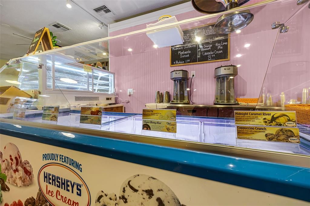 На продажу: $39,000 (0 спален, 0 ванн, 3200 Квадратных фут)