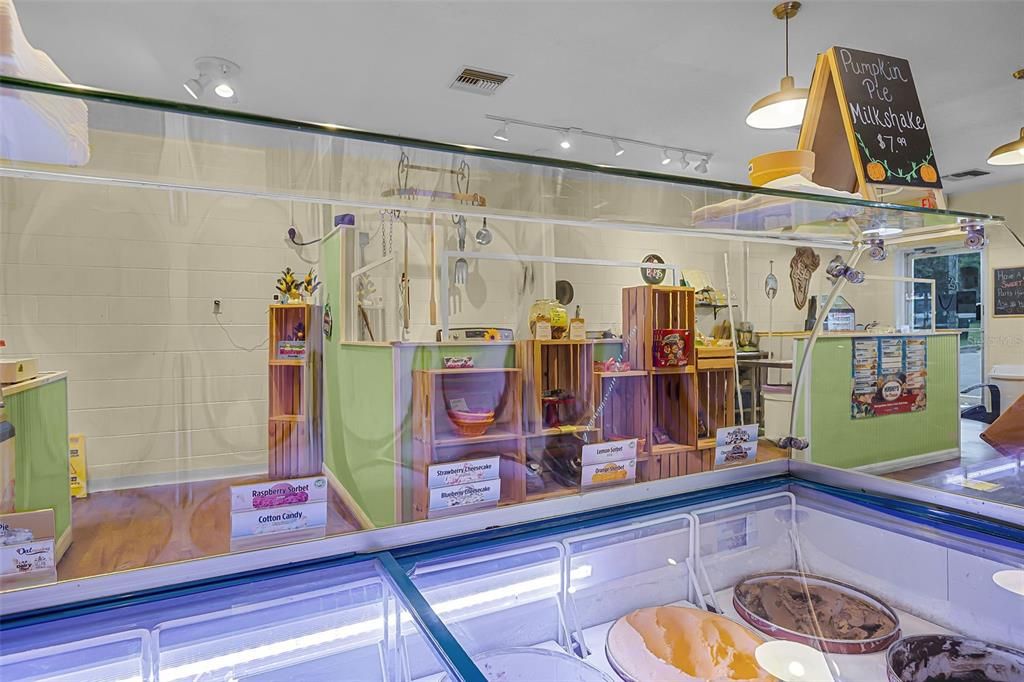 На продажу: $39,000 (0 спален, 0 ванн, 3200 Квадратных фут)