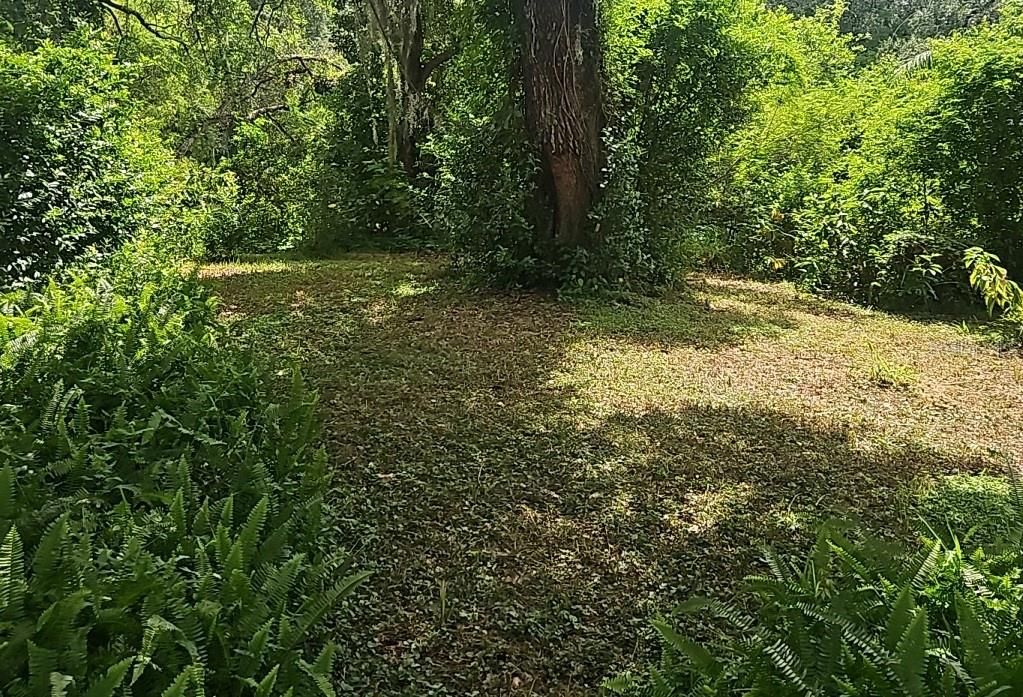 Active With Contract: $195,700 (3 beds, 2 baths, 1499 Square Feet)