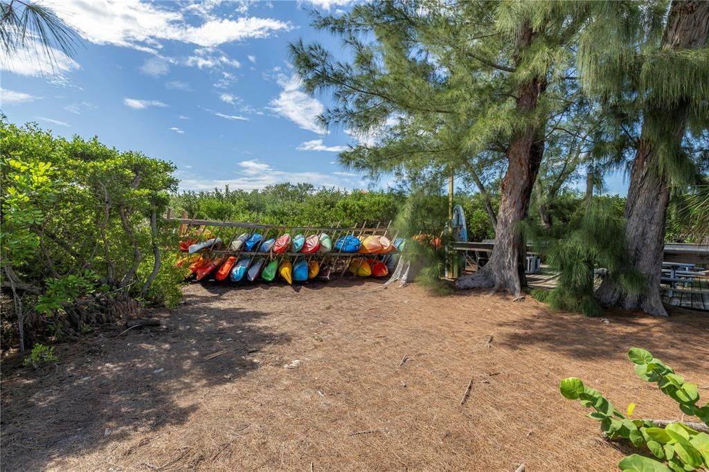 Active With Contract: $649,000 (2 beds, 2 baths, 1660 Square Feet)