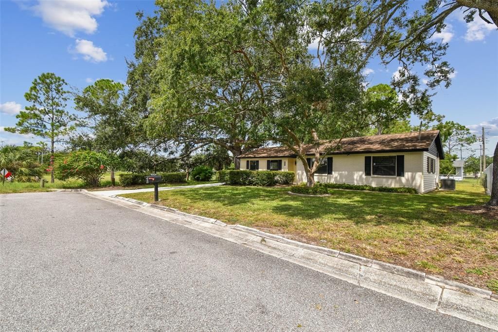 Activo con contrato: $475,000 (4 camas, 3 baños, 1786 Pies cuadrados)