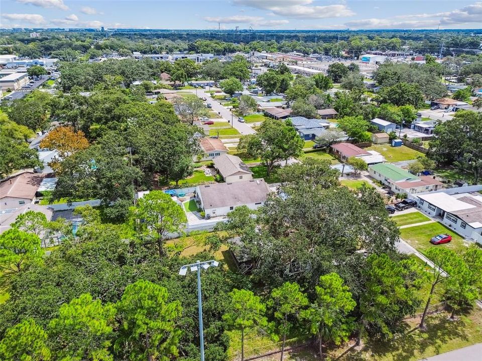 Activo con contrato: $475,000 (4 camas, 3 baños, 1786 Pies cuadrados)