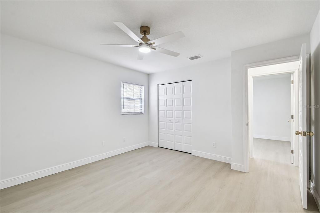 Activo con contrato: $475,000 (4 camas, 3 baños, 1786 Pies cuadrados)