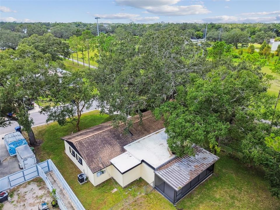 Activo con contrato: $475,000 (4 camas, 3 baños, 1786 Pies cuadrados)