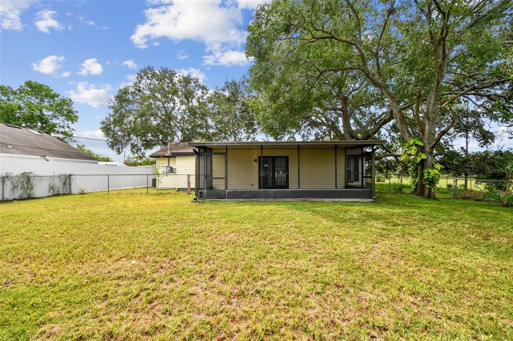 Activo con contrato: $475,000 (4 camas, 3 baños, 1786 Pies cuadrados)