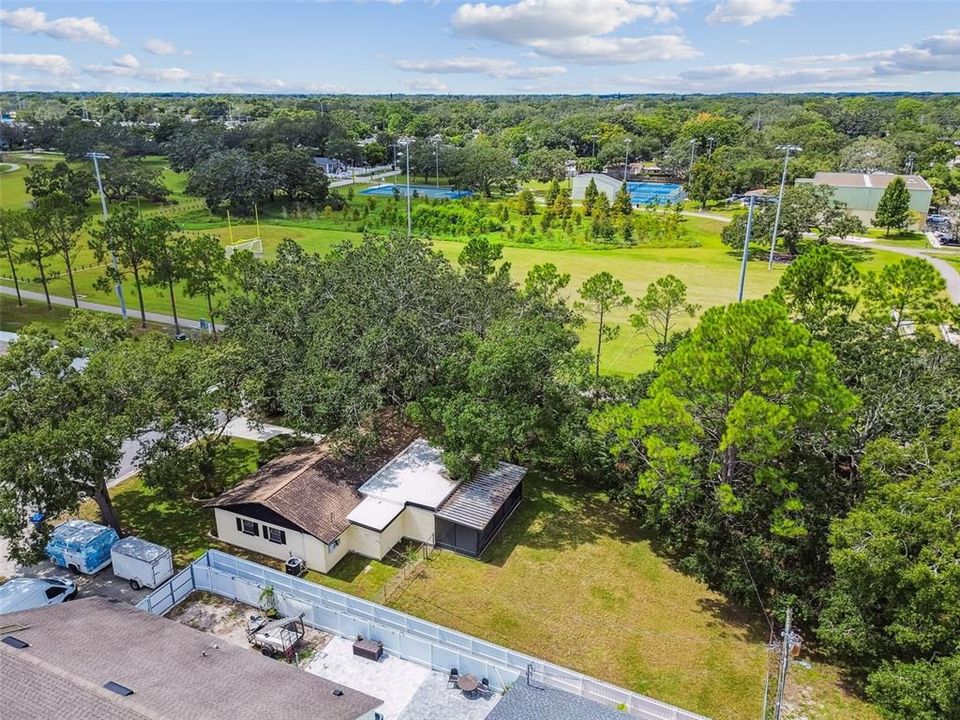 Activo con contrato: $475,000 (4 camas, 3 baños, 1786 Pies cuadrados)